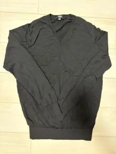 UNIQLO Vネック長袖セーター M 黒【即購入可】