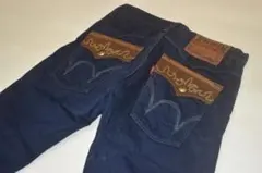 Item thumbnail for item a83eb0da-4100-4b8b-8143-f67402ac362a