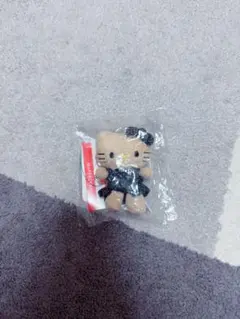 me %　ローリーズファーム 日焼けキティ トイキーホルダー 5 黒　ドット