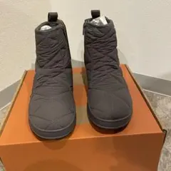 Bogs Quilted Boots グレーのサムネイル