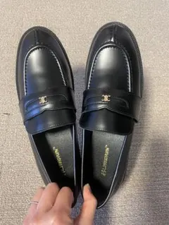 ブラックローファー