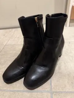 Item thumbnail for item f126c068-4b13-446c-a43b-20e56de14d7a