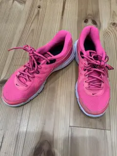 NIKE レディース　ランニングシューズ ピンク　24cm