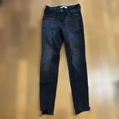 ZARA ブラックデニム パンツ カットオフ
