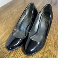 コールハーン　エナメルパンプス22