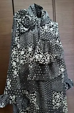 花*花様♥️着物リメイク♥️ 辻ヶ花コート2着&ワンピース1着の3点おまとめ♪♪