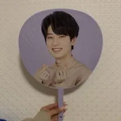 seventeen holiday collection うちわ ウォヌ SEVENTEEN HOLIDAY イメージピケット うちわ ウォヌ｜Yahoo!フリマ（旧