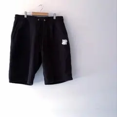 UNDEFEATED ブラック　スウェットハーフパンツ　XLのサムネイル