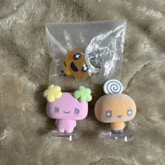 たまごっち カプセルフロッキーズ めじるしチャーム /めめっち ふらわっち