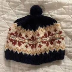 ニット帽　キッズ　ウール フェアアイル柄 ポンポン付き　手作り　ハンドメイド