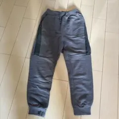 GUグレー スウェットパンツ 130