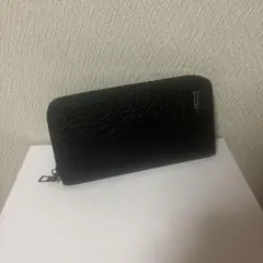 クロコ型押し ラウンドファスナー長財布 ブラック