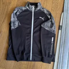 PUMA ジャージ 黒 ジッパー付き140cm スポーツウェア