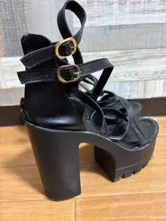 M*s様 厚底　ブラックプラットフォームサンダル 高ヒール