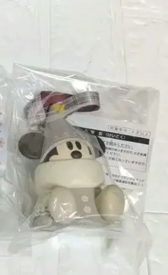 クリスマススーベニア　リルリンリンミッキーマウス スナックケース2025　グレー