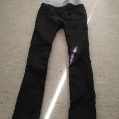 130サイズ ブラックフリースパンツ