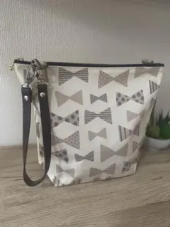 リボン柄　ビックポーチ　おむつポーチ