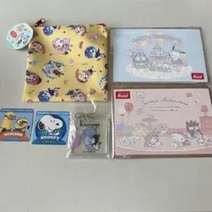 アベイル サンリオ ポストカード 初音ミク ポーチ ユニバ シール アクキー