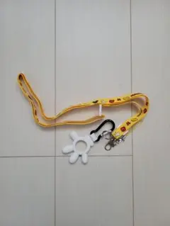 ミッキーペットボトルホルダー