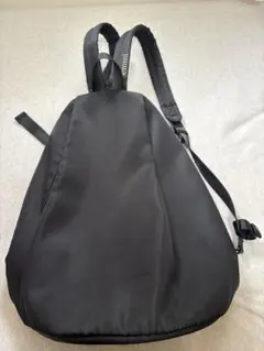 【値下げ中】emmi リュック バックパック ブラックのサムネイル