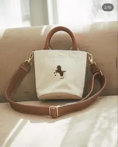 セブンテンバイミホカワヒト　ワンポイント馬刺繍ミニショルダーバッグ　完売品 セブンテンバイミホカワヒト ワンポイント馬刺繍ミニショルダーバッグ