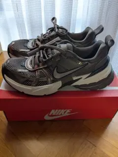 NIKE V2K RUN　未使用