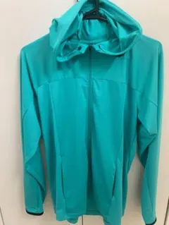 GU SPORT 　　UV カットフルジップパーカー　サイズM　グリーン