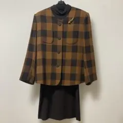 婦人スーツ　フォーマル　チェック柄ジャケットとスカートセットアップ　13号
