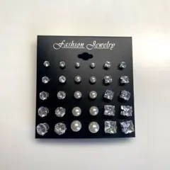 【新品未使用】ピアス 15足セット 大容量 まとめ売り シンプル 15種類