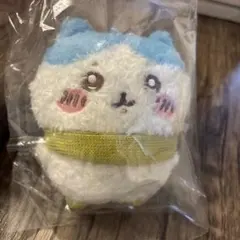 ちいかわ ぬくぬくの装いマスコット(ハチワレ)