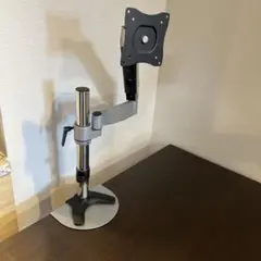 シルバー モニターアーム デスククランプ式