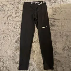 NIKE PRO ブラックタイツ　スポーツレギンスMサイズ