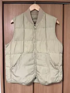 Eddie Bauer ベージュ カナディアンベスト 黒タグ 柴田ひかり - メルカリ
