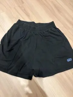GAP ブラックショートパンツS