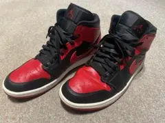 NIKE AIR JORDAN 1 MID BREDのサムネイル