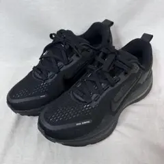 NIKE Zoom Vomero 18 （24）