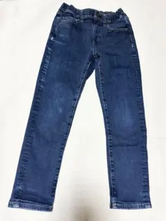 UNIQLO ウルトラストレッチデニムスリムフィットパンツ（ファスナー無）