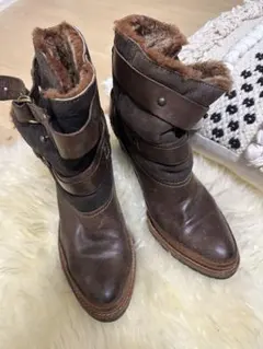 ダークブラウンファー付きレザーショートブーツ