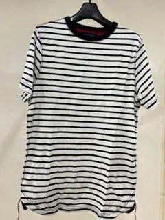 トミーヒルフィガー半袖ボーダーTシャツSサイズ新品未使用