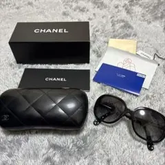 CHANEL オーバーサイズ サングラス ケース付き - メルカリ