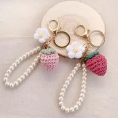 くらげママ さま専用です⭐︎ラスト１点⭐︎いちごのあみぐるみキーホルダー