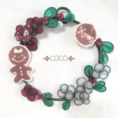 ワイヤークラフトクリスマスリース 花とジンジャーブレッドマン