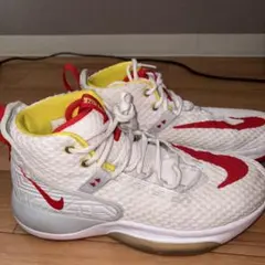 NIKE AIR ZOOM BRAVE 1.5 赤/白/黄 25センチ NIKE AIR ZOOM BRAVE 1.5 赤/白/黄 25センチ - メルカリ