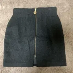 フロントジップ　ミニタイトスカート　黒