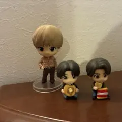 TinyTAN フィギア (左からジン、シュガ、グク)※オマケあり