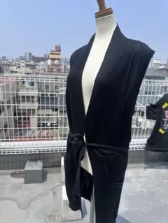 黒ノースリーブカーディガン