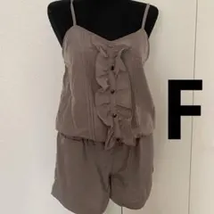 E hyphen world galleryフリル付オールインワンショートパンツ