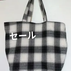 トートバッグ 大きめ