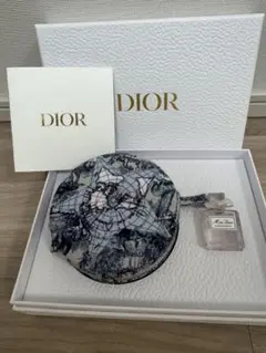 ミス ディオール エッセンス Dior ノベルティ 非売品 新作 ポーチ 香水 ミス ディオール エッセンス（香水）｜DIOR（ディオール）の