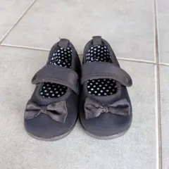 西松屋　リボン付き黒フォーマルシューズ　女の子　14cm